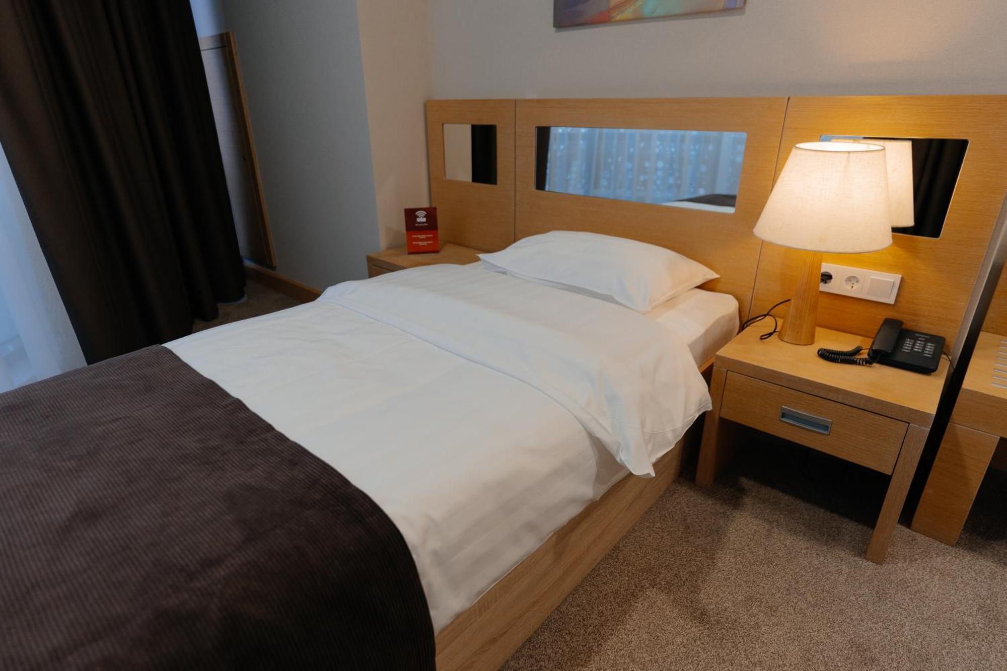 Alau Hotel Astana Zewnętrze zdjęcie